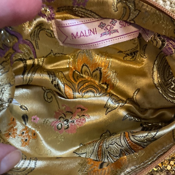 Malini + sulaika mesh clutch - Picture 6 of 7